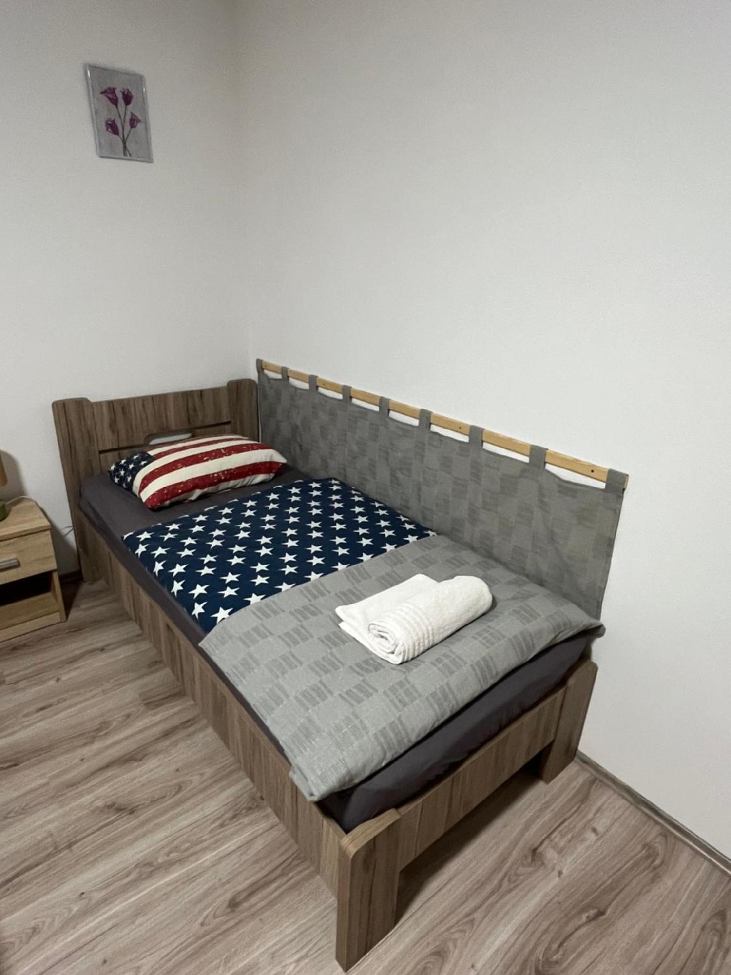 Mini Zoo Apartman ナジカニジャ エクステリア 写真